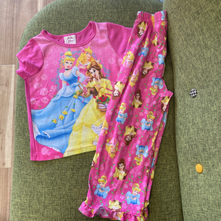 4歳プリンセスパジャマ