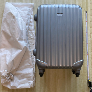 お渡し先決定　スーツケース　鍵付き（2本） スーツケースベルト付き