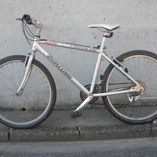 BRIDGESTONE（ブリヂストン） crossfire M4000（クロス ファイア 