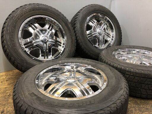 【BS BLIZZAK DM-V1 275/60R18】スタッドレス【CUBIC INGH ZINIK 18インチ 8.5J5HPCD150約+35】メッキ ランクル シグナス等　(VTO430)クレジットカード QRコード決済可能