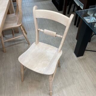 飛騨産業 (ヒダサンギョウ) ベンチダイニング4点セットをご紹介