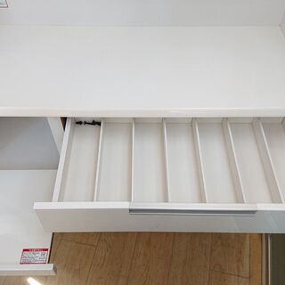 ニトリ DAHLIA キッチンボード 地震ロック付き扉 ホワイト 鏡面 