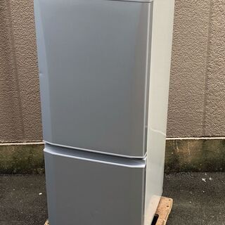 ⑱【6ヶ月保証付・税込み】三菱 146L 2ドア冷蔵庫 MR-P15E シルバー 19年