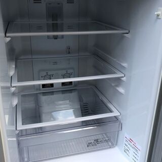 ⑱【6ヶ月保証付・税込み】三菱 146L 2ドア冷蔵庫 MR-P15E シルバー 19年