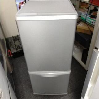 美品!　Panasonic 2ドア138リットルサイズ冷蔵庫、お売りします。