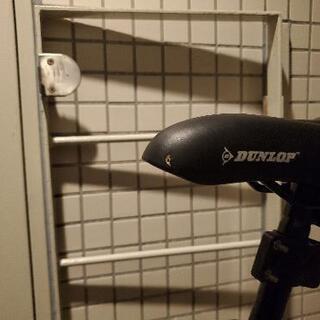 DUNLOP クロスバイク 700c (スマホホルダー, 空気入れ, 盗難防止ロック)