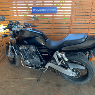 バイク屋さんで整備されたCB1000SF