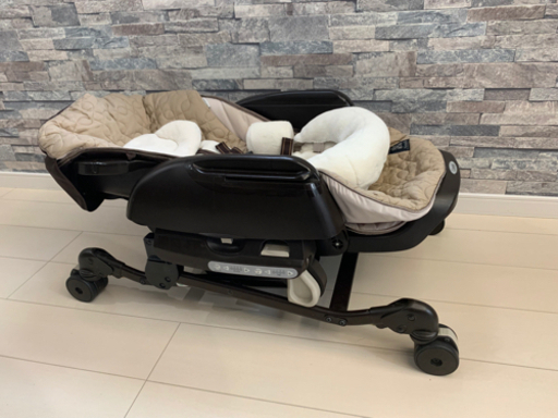 コンビ ネムリラ オートスィング ダッコプラス エッグショック - 寝具