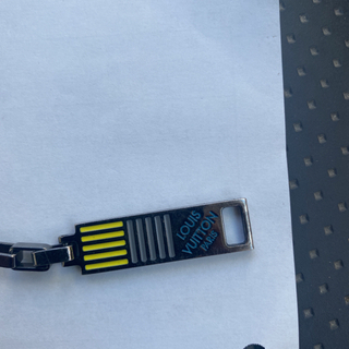 ルイヴィトンブレスレット