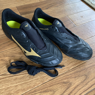 【ネット決済】⚽️ミズノトレーニングシューズ⚽️22.5cm ¥500