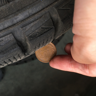 フィット等に！スタッドレスタイヤ4本セット(ダンロップ)