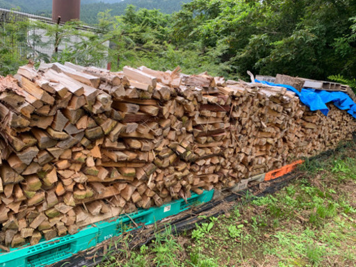 乾燥ヒノキ　薪ストーブ　軽トラ一台分