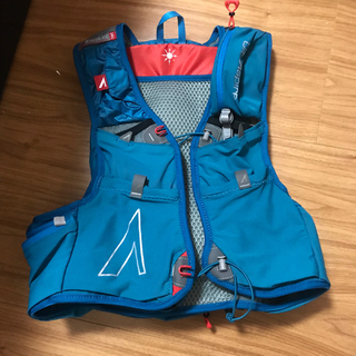 トレラン入門セット　ザック　使用頻度少ないです　靴未使用25cm