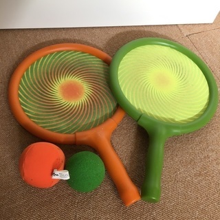 おもちゃテニス ミニバトミントンラケット2本