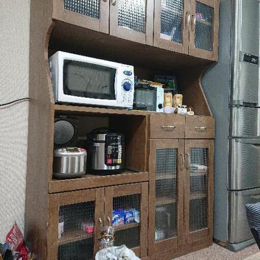食器棚
