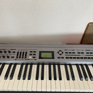 Roland RD-700