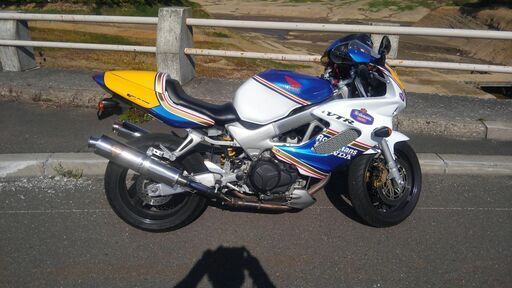 ホンダvtr1000fロスマンズカラー 値下げ致しました キュマキチ 白石のホンダの中古あげます 譲ります ジモティーで不用品の処分 ホンダvtr1000fロスマンズカラー 値下げ致しました キュマキチ 白石のホンダの中古あげます 譲ります ジモティーで不用品の処分