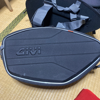 【ネット決済】GIVI ジビ　サイドバック　可変式24-30ℓ バイク