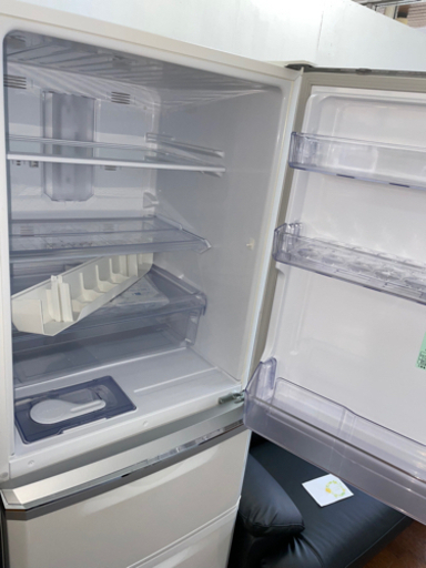 G5549 冷凍庫 ハイアール JF-NUF132G 2017年製 132L レール部分割れ