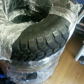 ヨコハマジオランダ　ランクル、ハイラックス