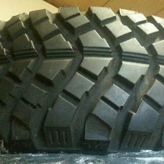 ヨコハマジオランダ　ランクル、ハイラックス