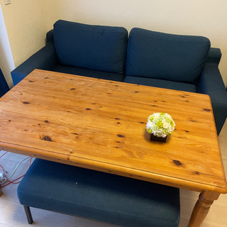 【ネット決済】オットマン付きのソファ　と　ダイニングテーブル