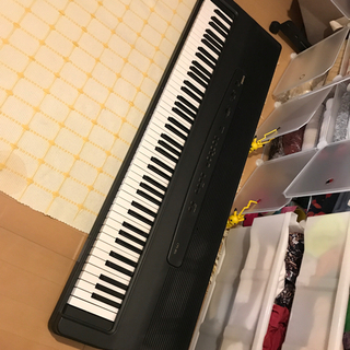 電子ピアノ　中古（取消ます）