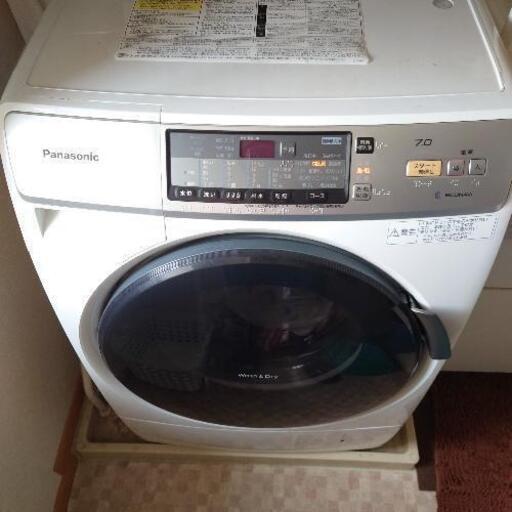 ドラム式洗濯乾燥機です！