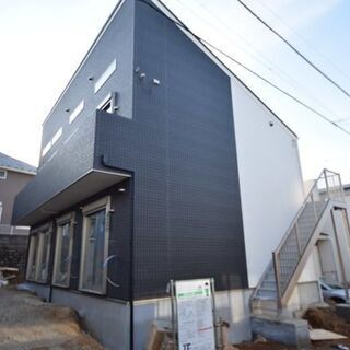 🉐初期費用９万円🙂築浅ＢＴ別デザイナーズ！町田駅徒歩１８分！家賃...