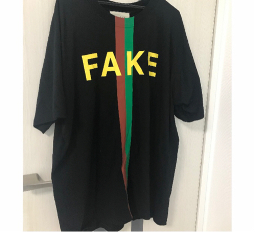 Gucci fake/not Tシャツ