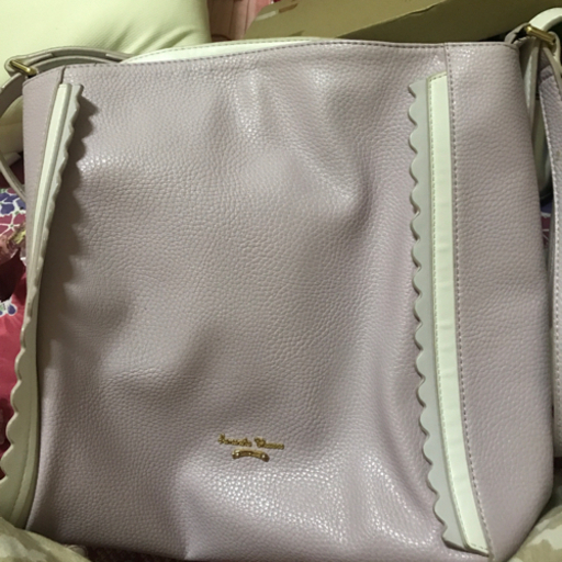 トートバッグ　訳あり　中古で買いました。　クマ付き