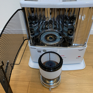 トヨトミ 石油ストーブ (木造7畳まで/コンクリート10畳まで) ダブル