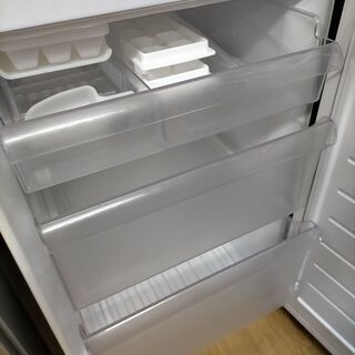 X3091 AQUA アクア ノンフロン冷凍冷蔵庫 冷蔵庫 2012年 AQR-D27A 三