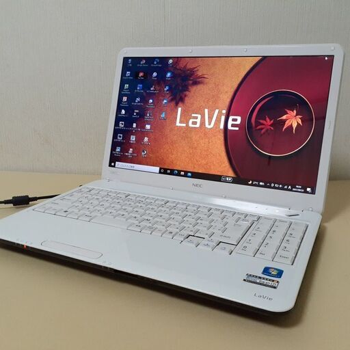 よしくん様 【取引中です】☆SSD搭載で快適☆　NEC　LaVie　15インチ　i5　Wi-Fi　マルチ　テンキー付き　Windows10　④
