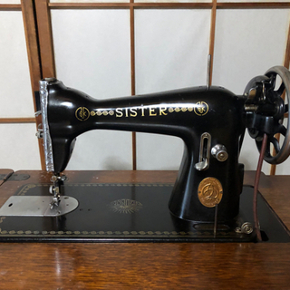 SISTER鉄製ミシン - 家具