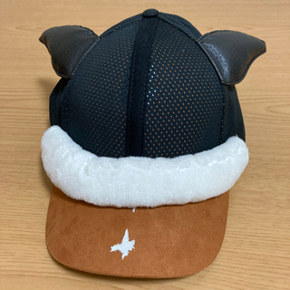 新品　競馬　アーモンドアイなりきりキャップ