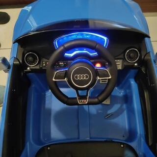 さらに値下げ今週日曜日まで】電動乗用ラジコン 乗用玩具 アウディ TTS