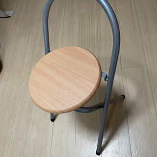 折り畳み椅子