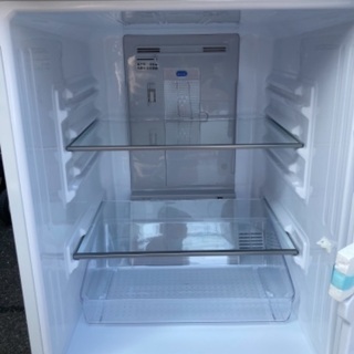 【RKGRE-722】特価！シャープ/プラズマクラスター搭載/137L 2ドア冷凍冷蔵庫/どっちもドア/SJ-GD14C-W/中古品/2017年製 RKGRE-722】特価！シャープ/プラズマクラスター搭載/137L 2ドア冷凍