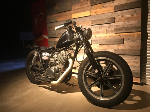 YAMAHA SR400 フルカスタム！ 車検残有り