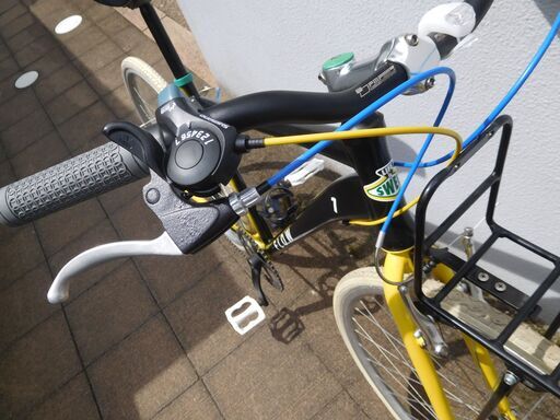 最終値下げ Flow 軽いアルミフレーム 7速 クロスバイク