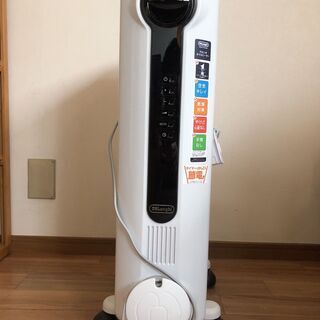デロンギ　オイルヒーター DeLonghi JRE0812