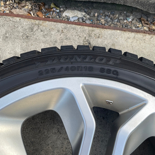 土日限定値下げ中！18インチ　スタッドレス&アルミホイール