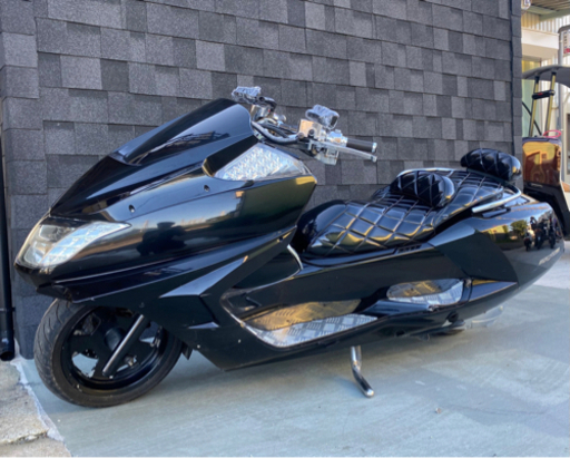 不動の大人気カラー‼︎【YAMAHA マグザム】スピーカー２発‼︎LEDレインボー‼︎