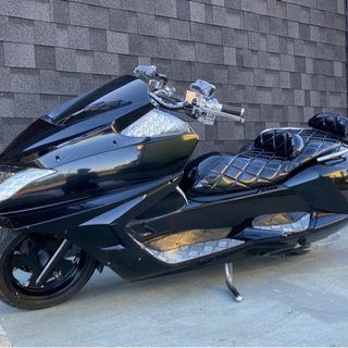 不動の大人気カラー‼︎【YAMAHA マグザム】スピーカー２発‼︎LEDレインボー‼︎