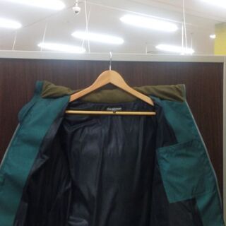 ダンスウィズドラゴンズ　フード付きジャケット