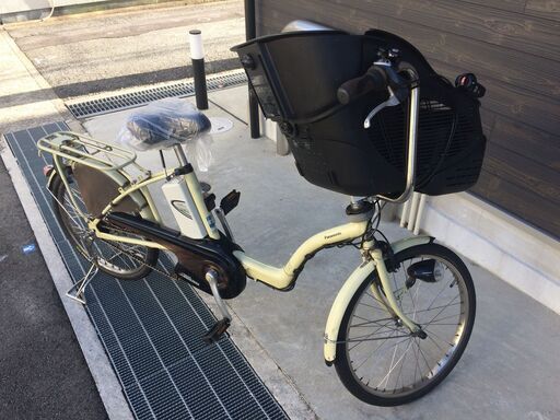 地域限定送料無料　パナソニック　ギュットミニ　三人乗り　子供乗せ　新基準　8,9AH　薄黄緑　キッスミニ　ビッケ　神戸市　電動自転車