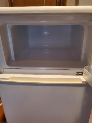 2015年製】【送料無料】【激安】冷蔵庫 UR-D90H