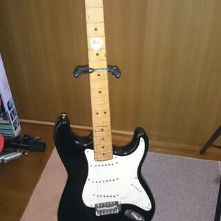 売却決定済み商品　説明を読んでください。フェンダー　ストラトキャスター　部品交換あり　音出ますが、欠損部品ありなのでジャンク扱いです。 売却決定済み商品 説明を読んでください。フェンダー ストラト