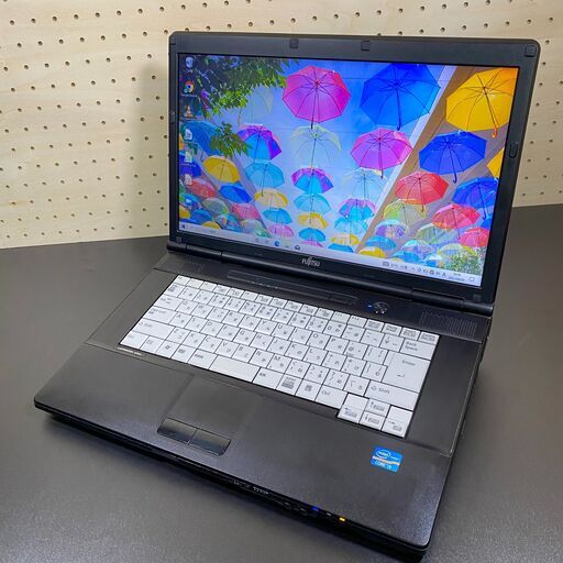 Corei3 メモリ4GB 15.6インチ 富士通 ノートパソコン